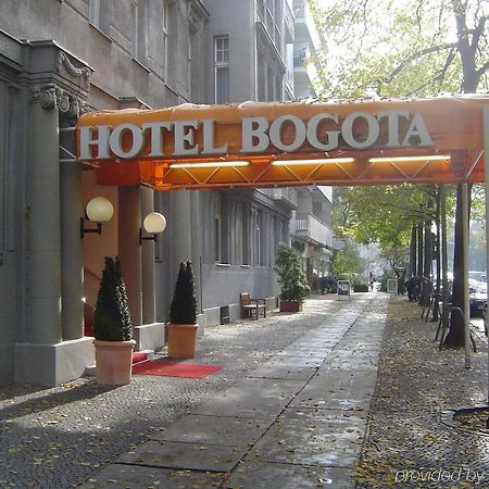 Stadt-Gut-Hotel Bogota Berlim Exterior foto